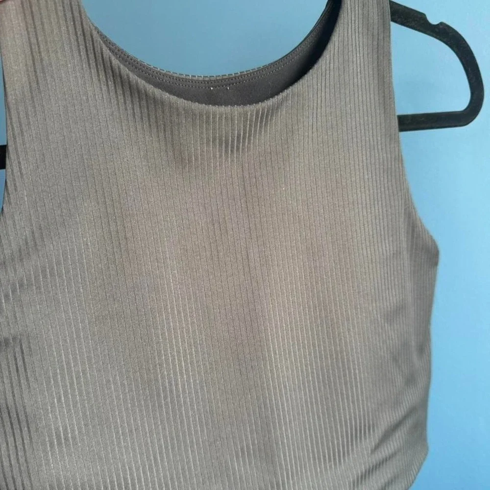 Girlfriend Collective Black Ribbed Dylan Bra Women's Size Medium High Neck Gym